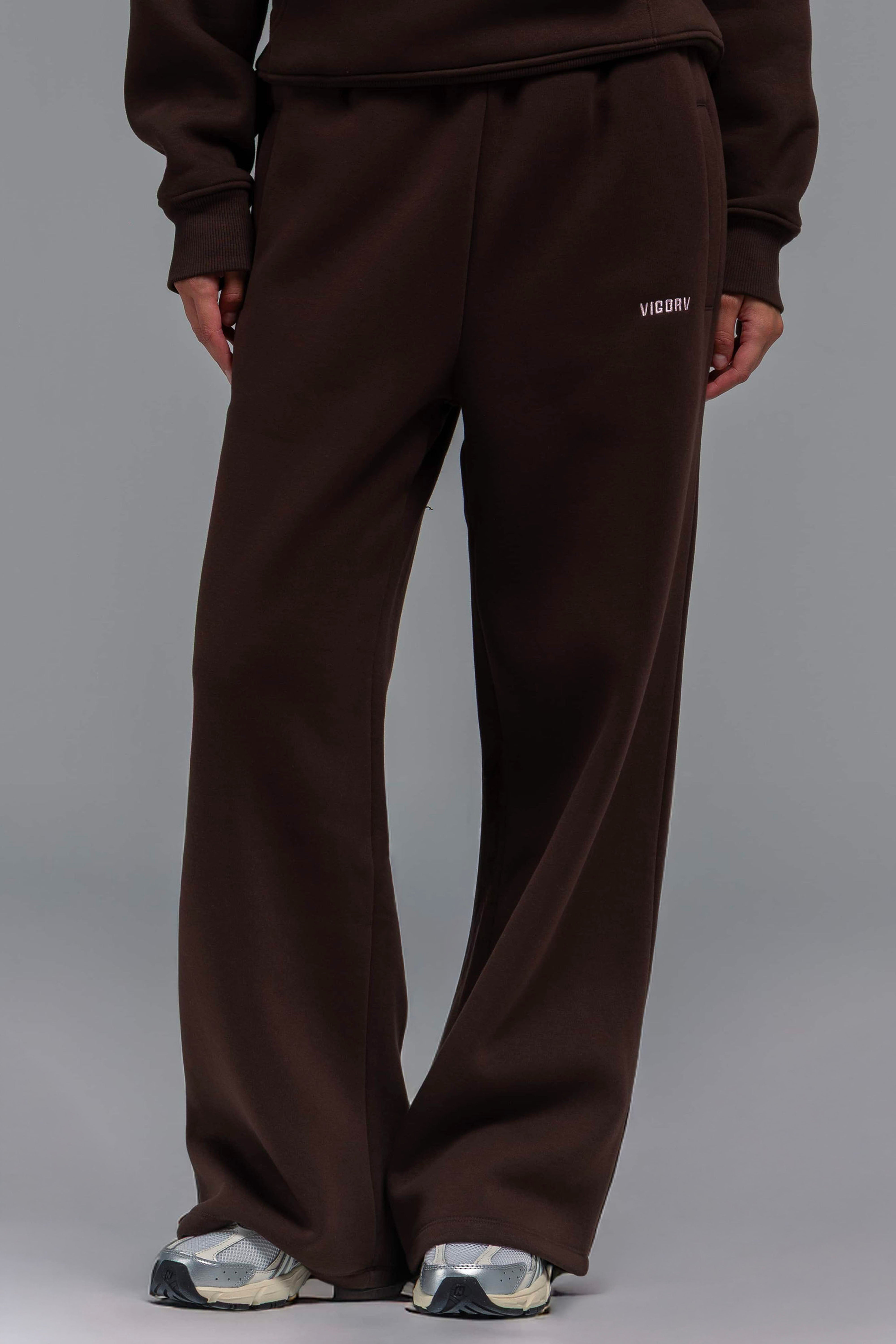 Vigorv Oversized Cozy Joggers-Coffee