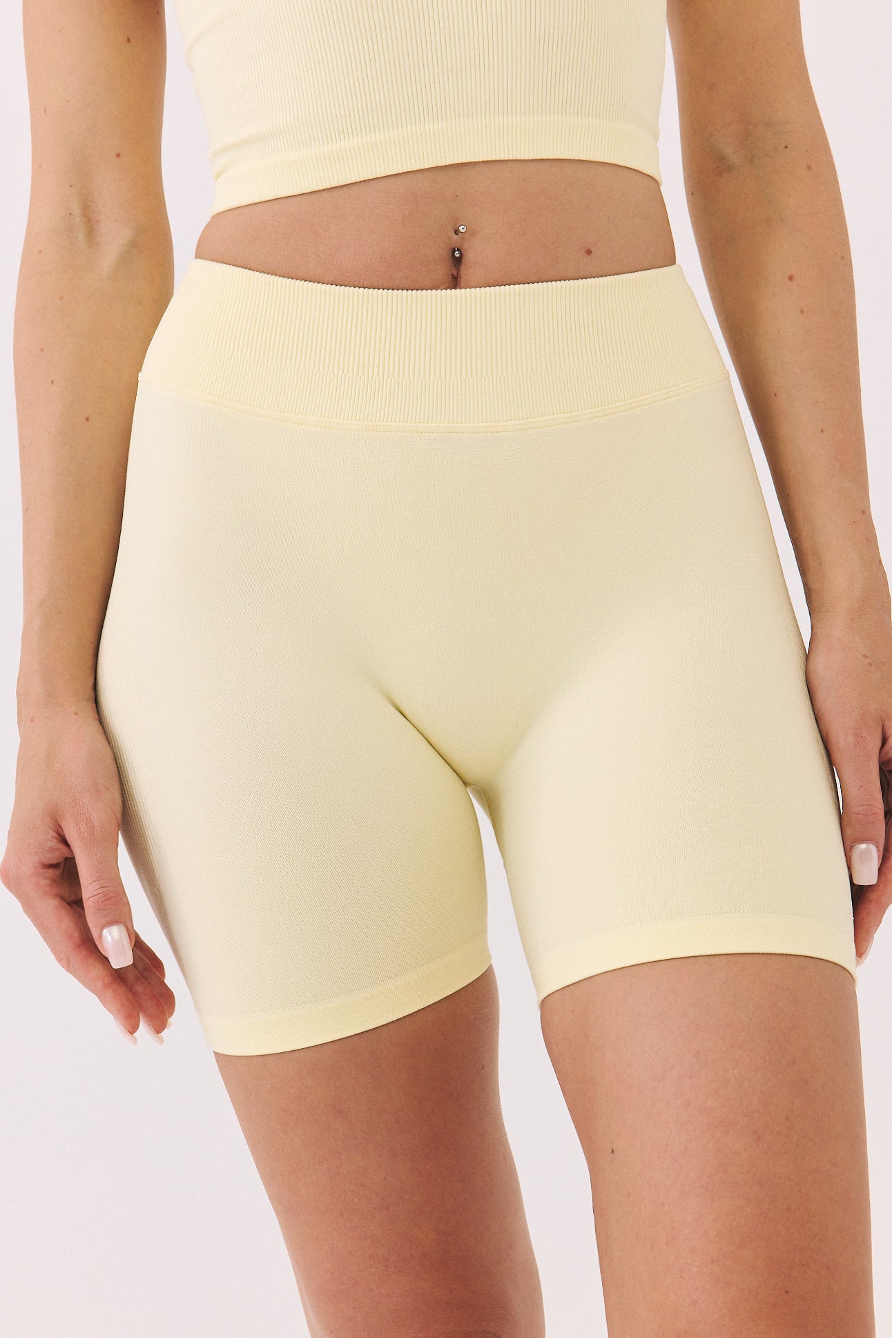 Luma Shorts - LIME