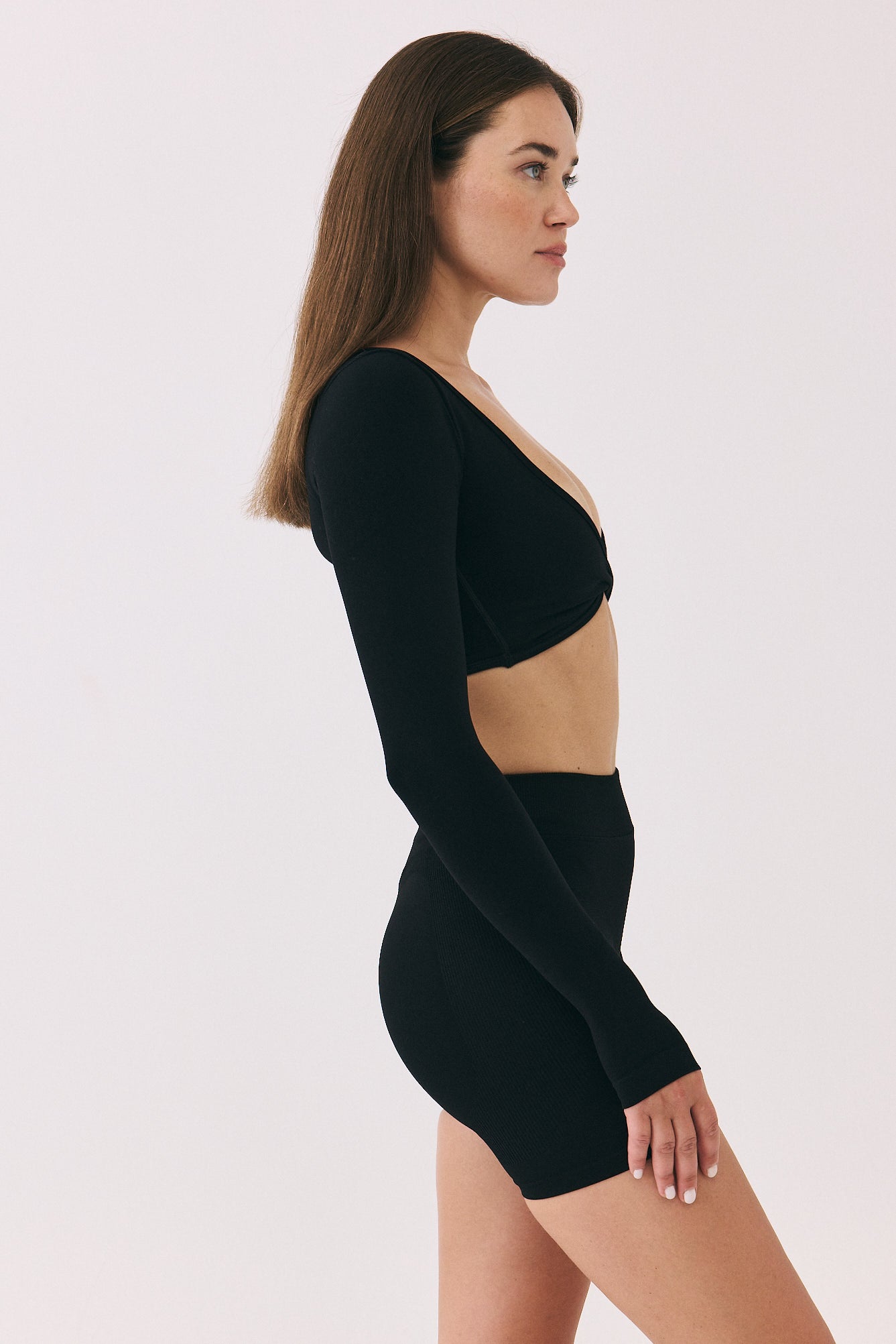 TWIST LONG CROP TOP - Black