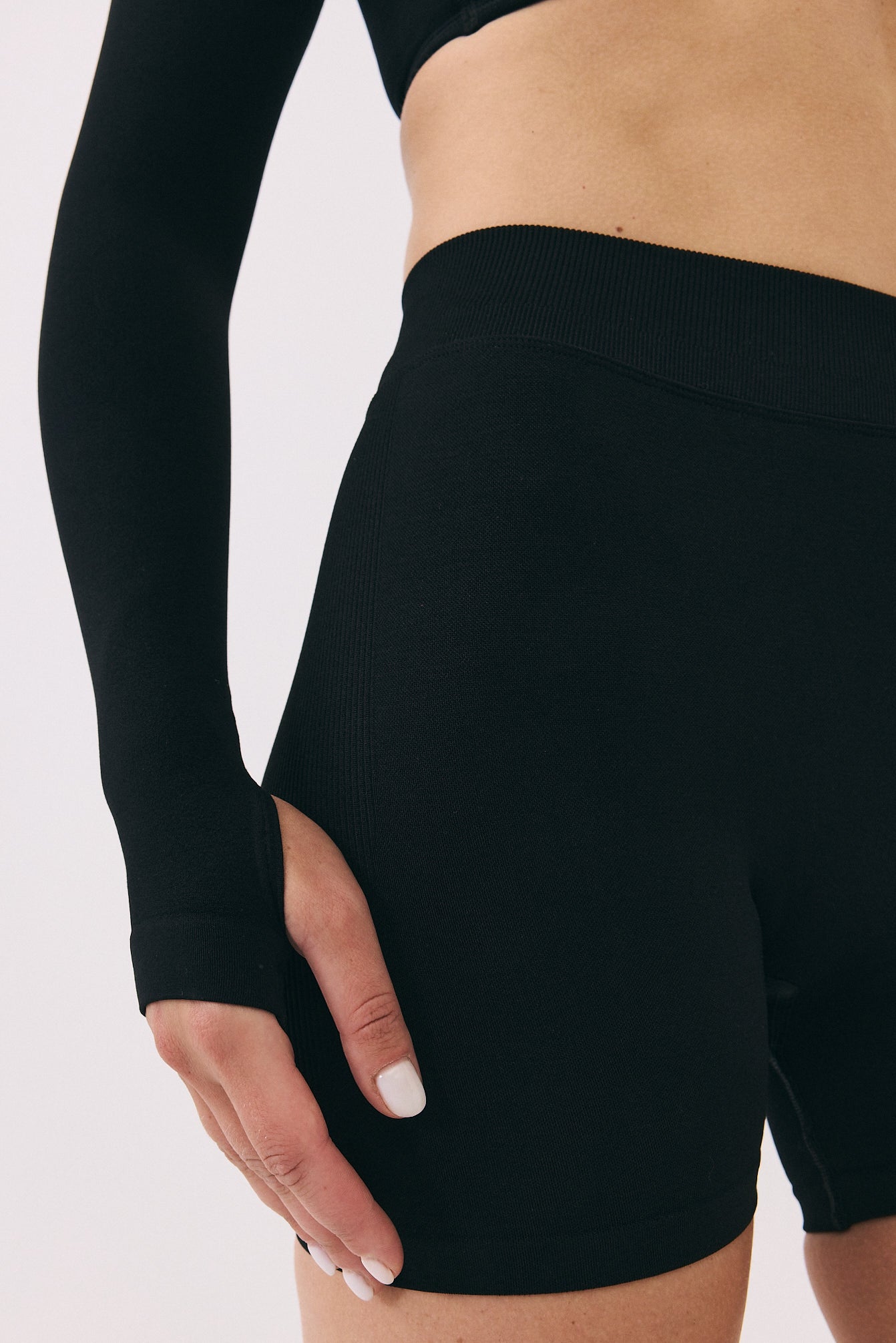 TWIST LONG CROP TOP - Black