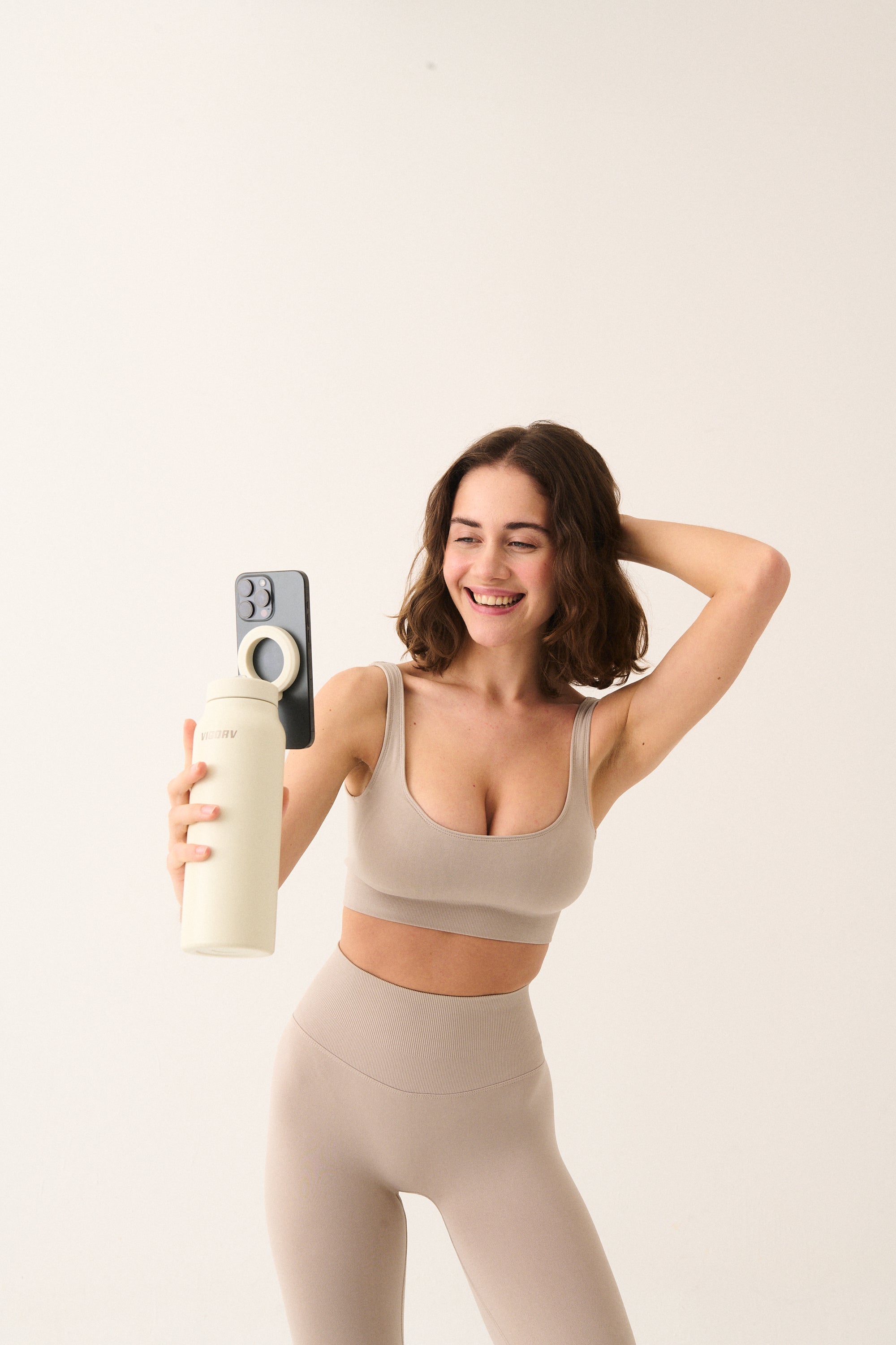 Magnetic Thermo Bottle & Phone Stand - Beige