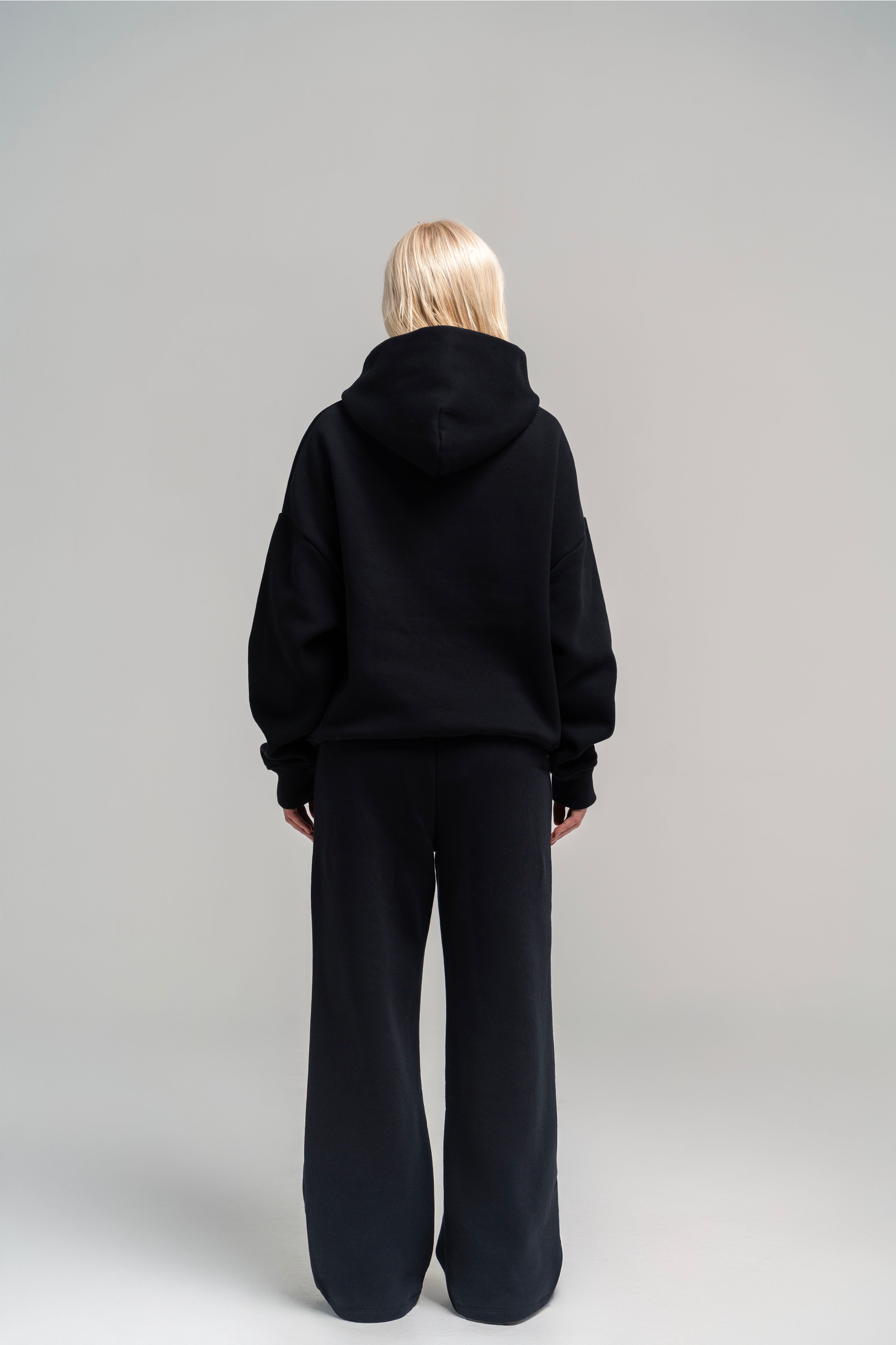 Vigorv Oversized Cozy Hoodie - Jet black