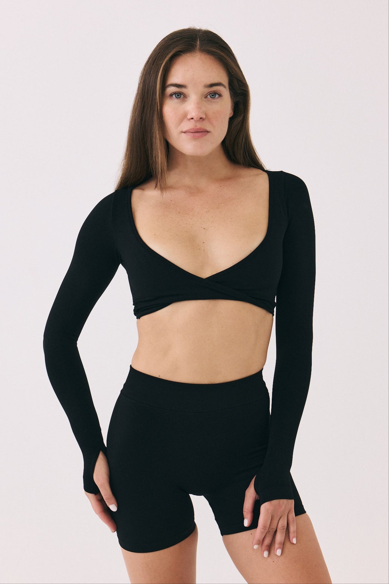 TWIST LONG CROP TOP - Black